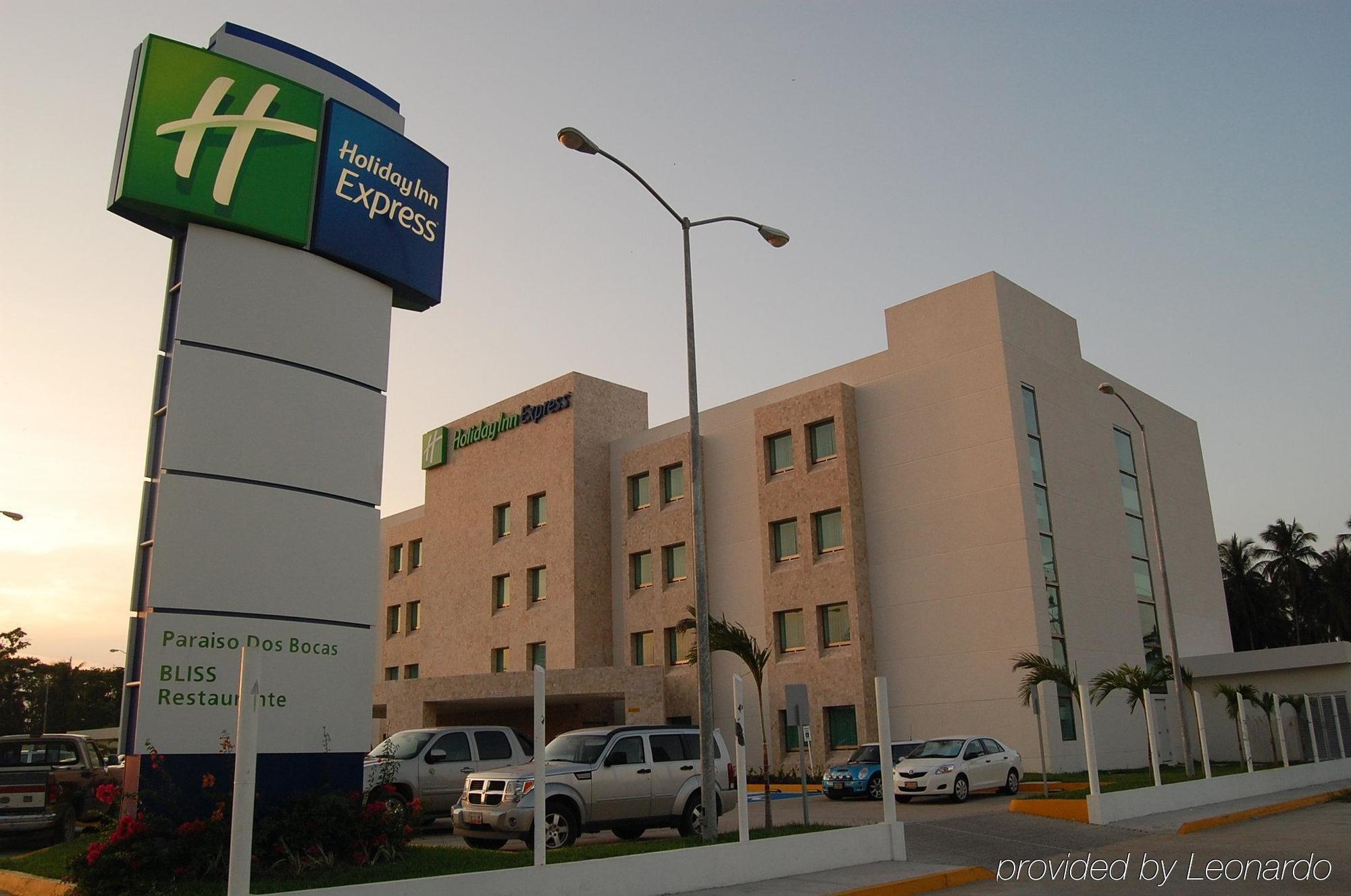 Holiday Inn Express Paraiso - Dos Bocas, An Ihg Hotel Exteriér fotografie